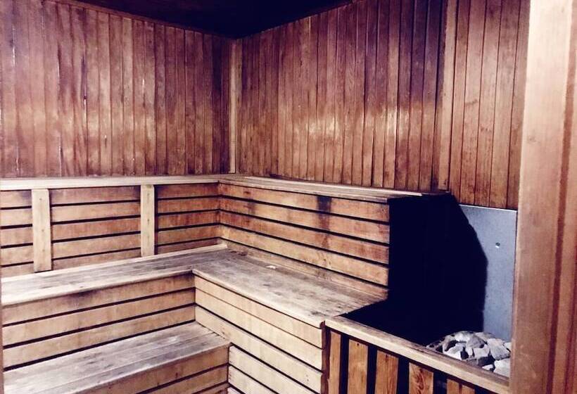 簡易ホテル Aristokrat