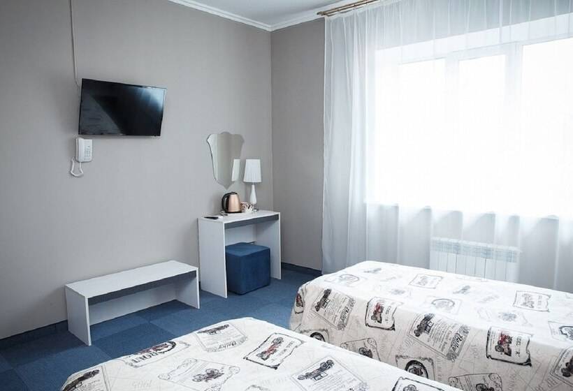 مسافرخانه Raketa