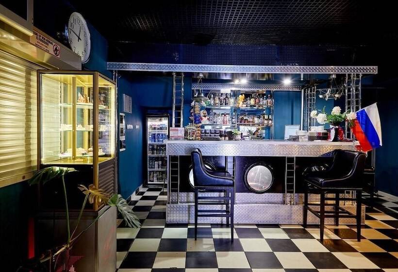 مسافرخانه Raketa