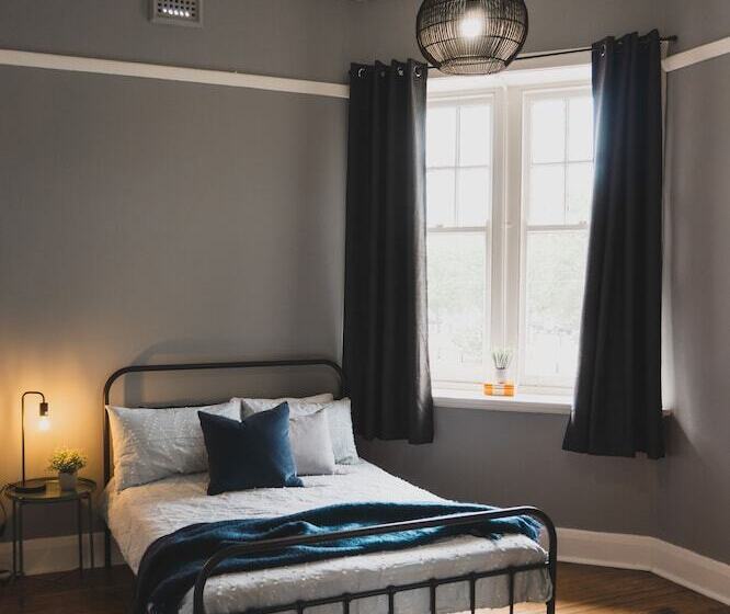 فندق فئة نجمة واحدة Royal Derby