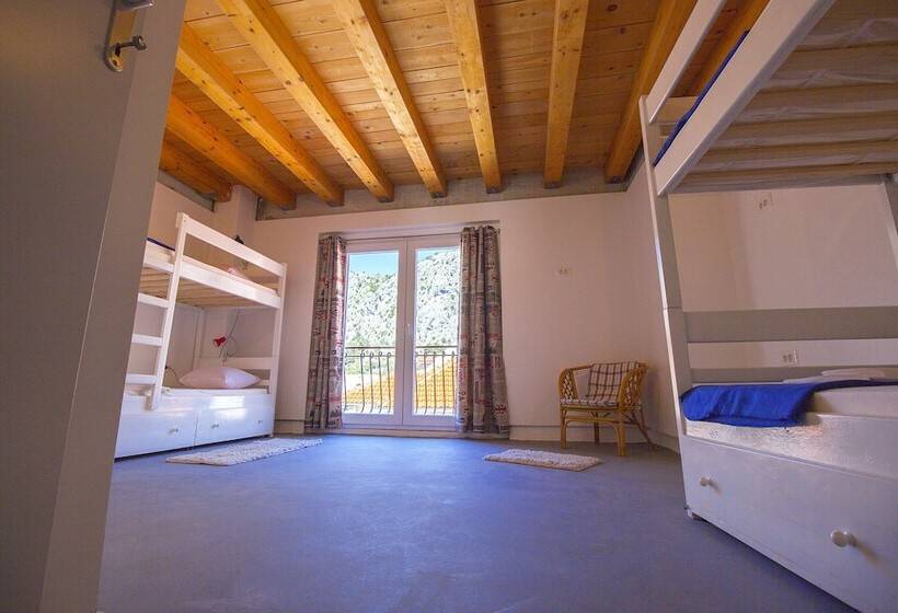Hostel Omiš