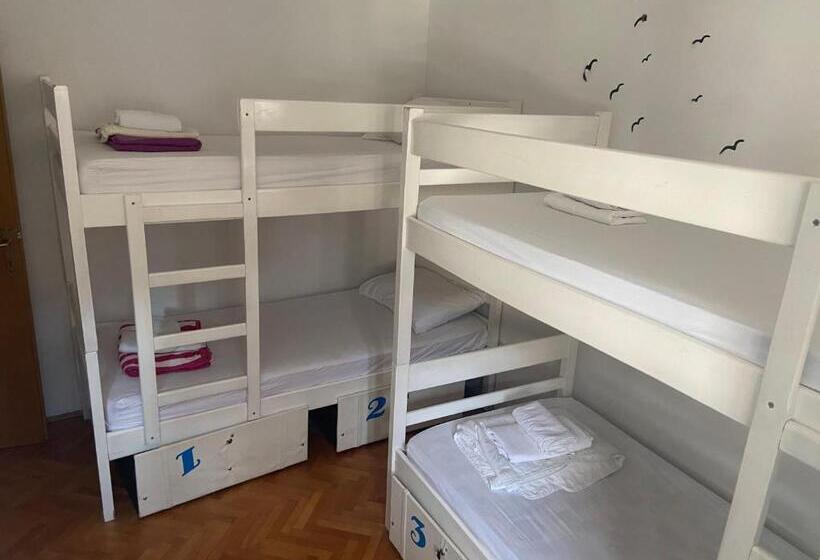 Hostel Omiš