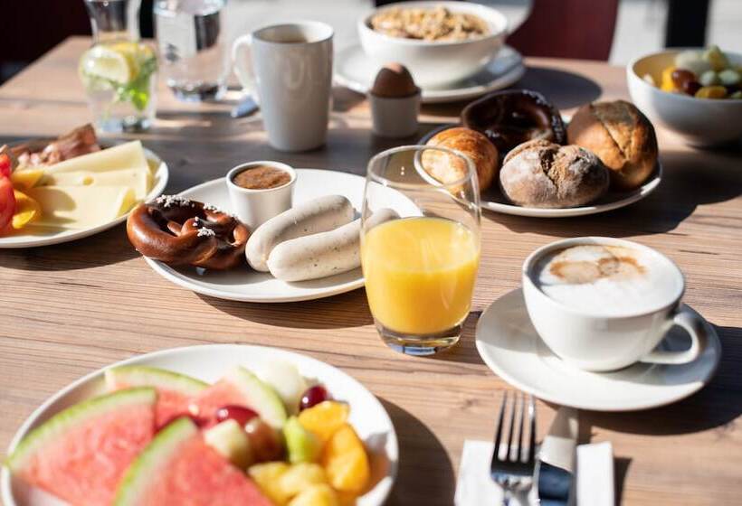 Отель Aja Ruhpolding