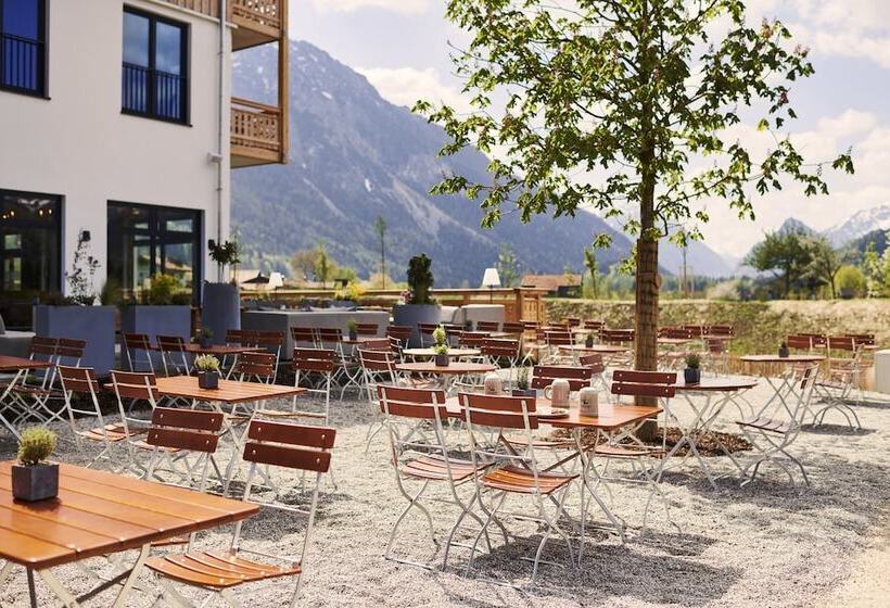 Отель Aja Ruhpolding