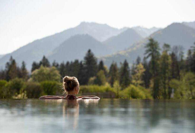 Отель Aja Ruhpolding