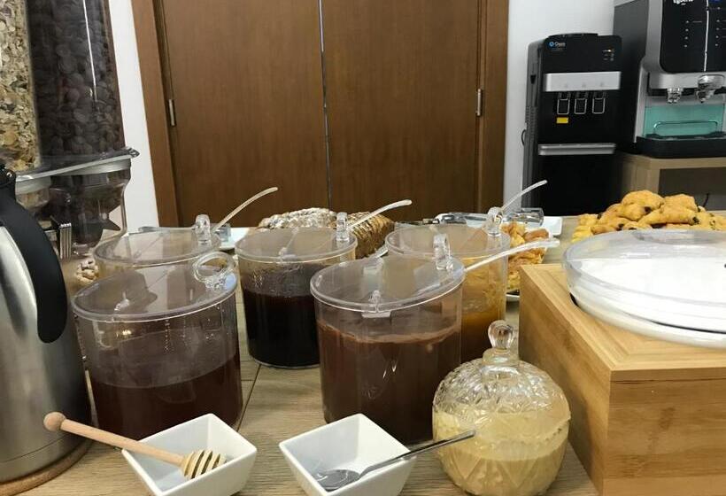 ホテル Avra Nafpliou