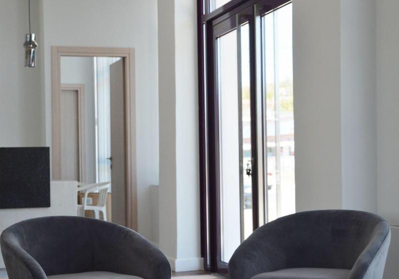 ホテル Avra Nafpliou