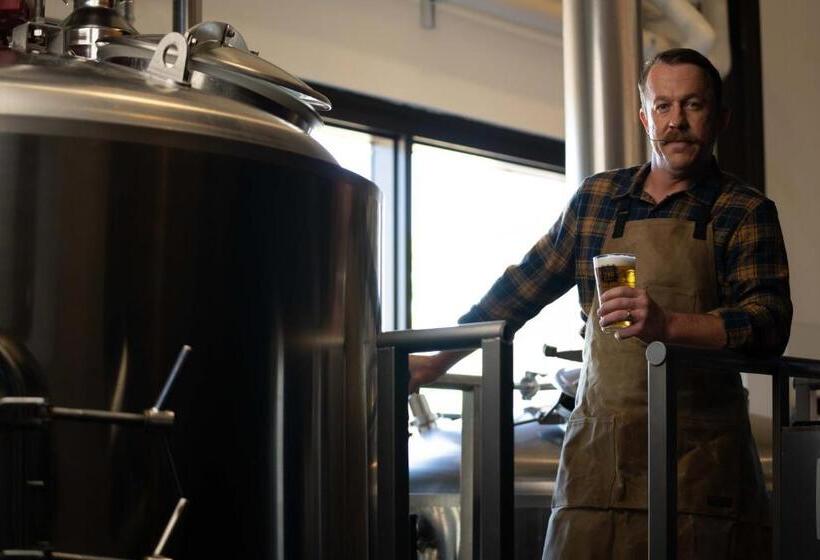 בית מלון כפרי Carter Creek Winery Resort & Spa