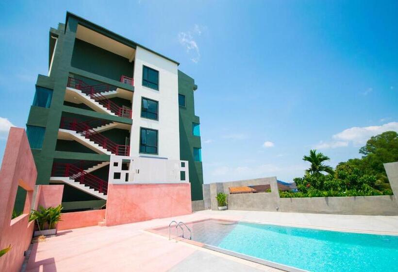 Comet Hotel Surat Thani