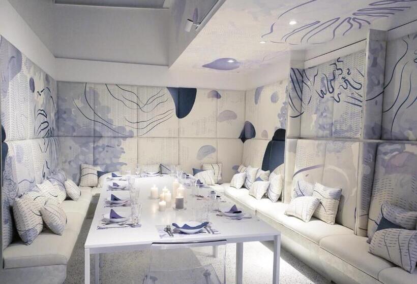 Comet Hotel Surat Thani