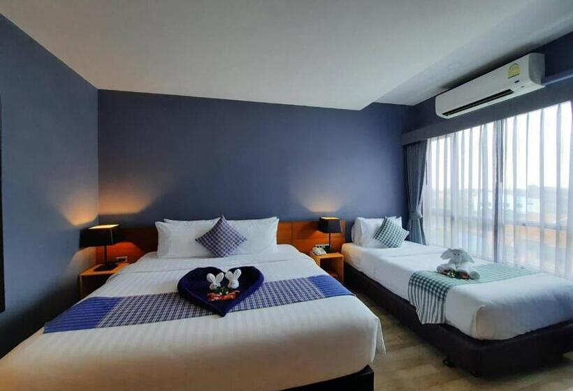 Comet Hotel Surat Thani