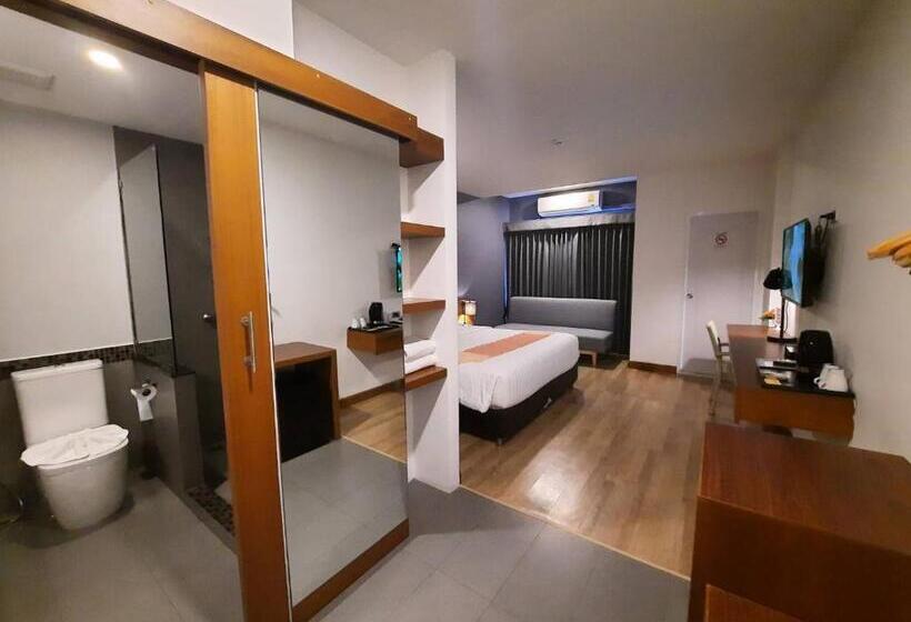 Comet Hotel Surat Thani