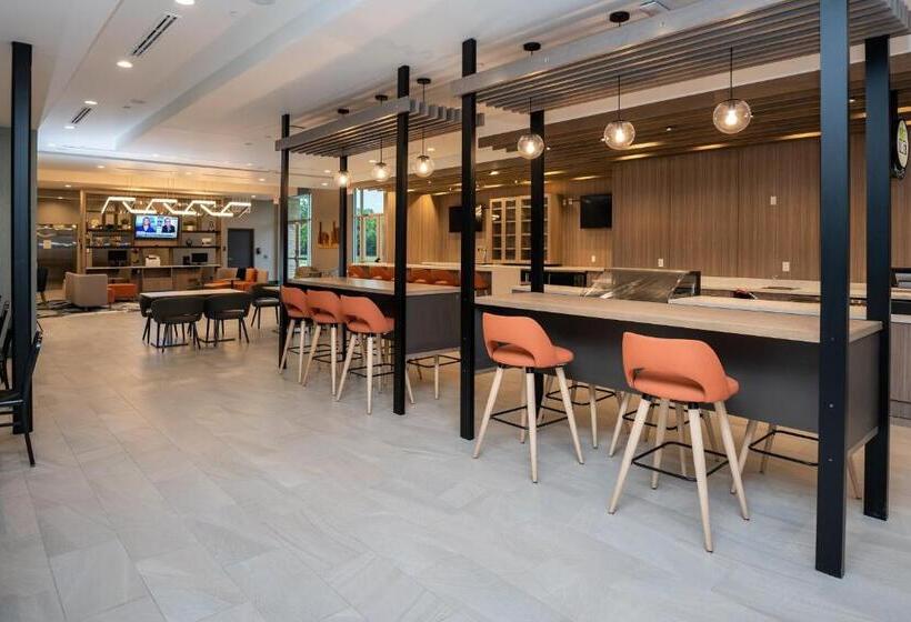 Отель Holiday Inn Nw Houston Beltway 8, An Ihg