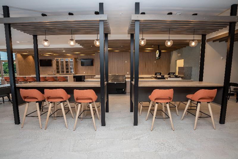 Отель Holiday Inn Nw Houston Beltway 8, An Ihg