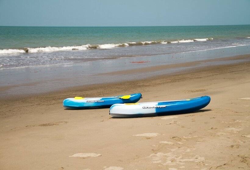 ホテル Nauti K Beach