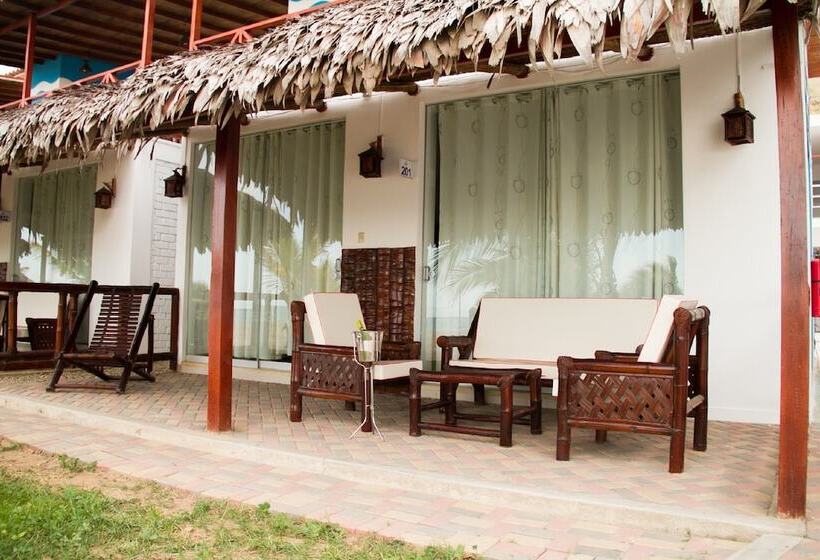 ホテル Nauti K Beach