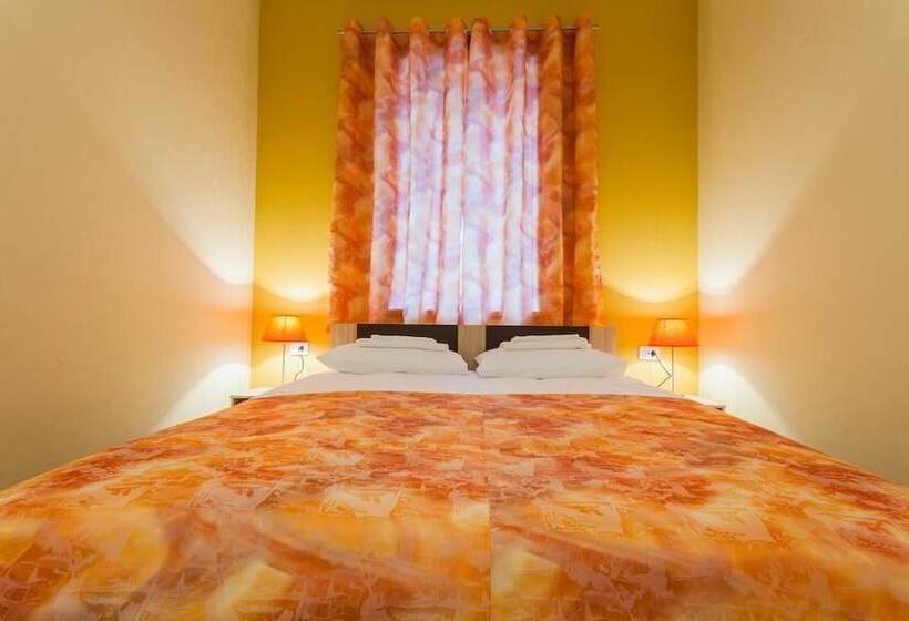 فندق On Sergievskaya 6