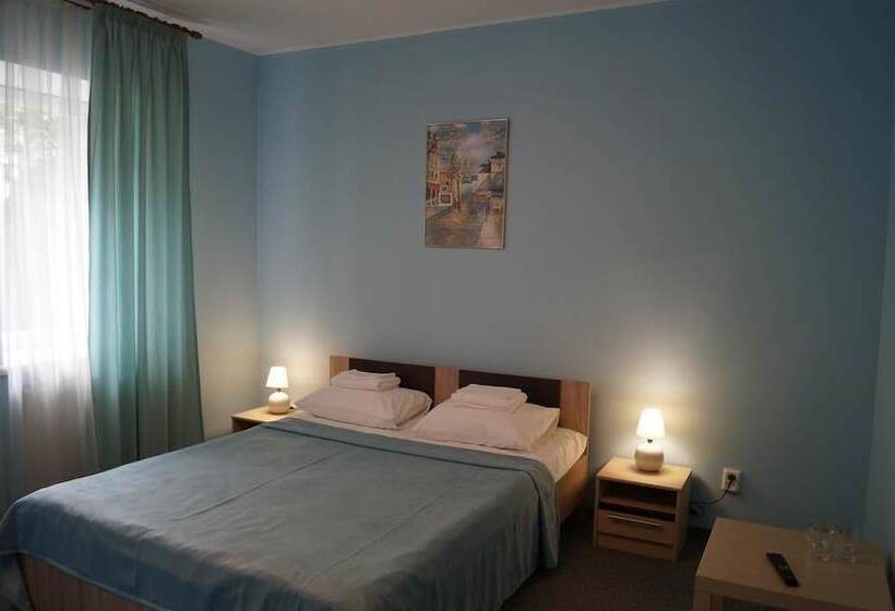 فندق On Sergievskaya 6