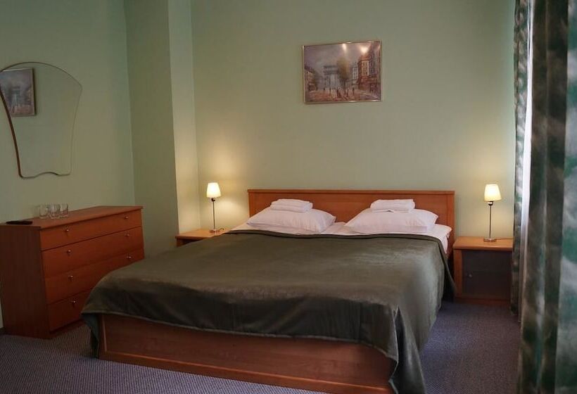 فندق On Sergievskaya 6