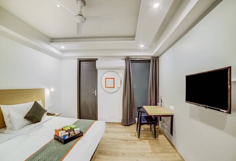 هتل Oyo Townhouse 089 Hongkong Bazaar