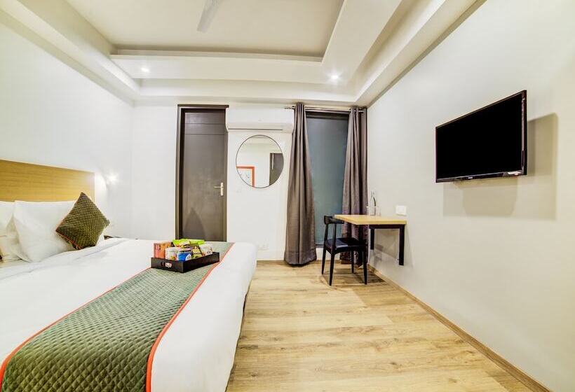 هتل Oyo Townhouse 089 Hongkong Bazaar