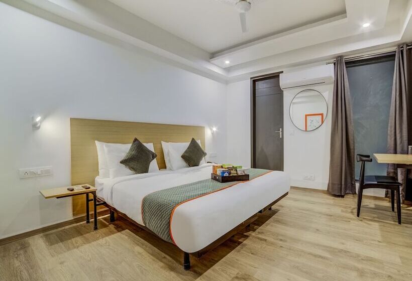 هتل Oyo Townhouse 089 Hongkong Bazaar