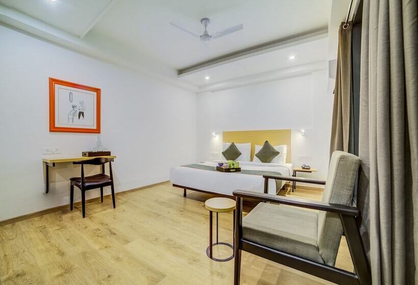 هتل Oyo Townhouse 089 Hongkong Bazaar