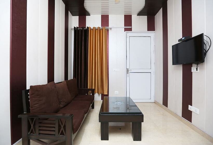 هتل Parkview Residency By Oyo Rooms