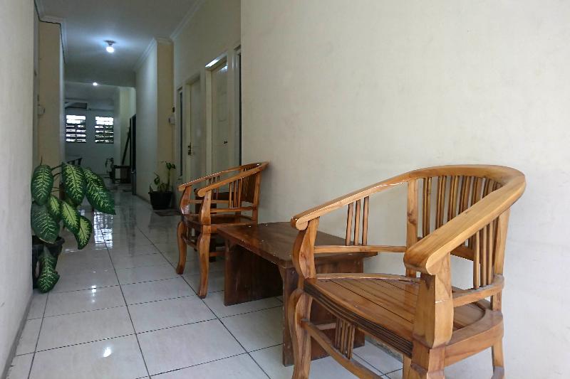 ホテル Sion Family Residence By Oyo Rooms