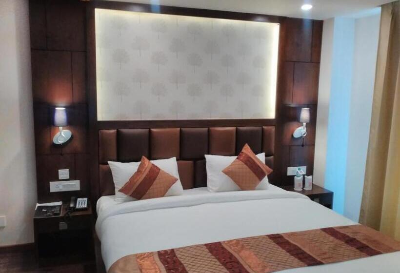 فندق Lavanya Inn