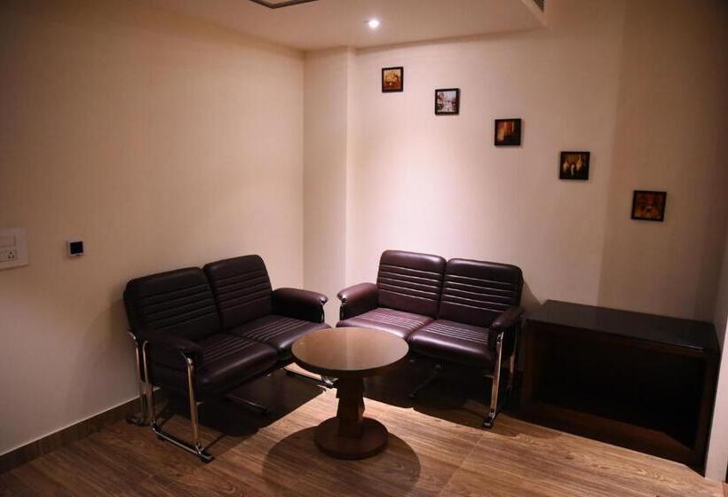 בית מלון כפרי Lavanya Inn