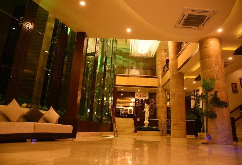 فندق Lavanya Inn