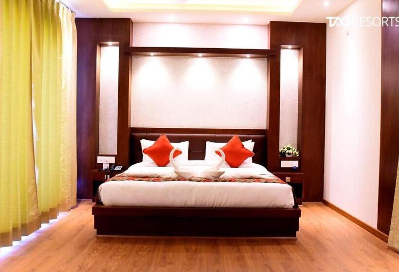 فندق Lavanya Inn