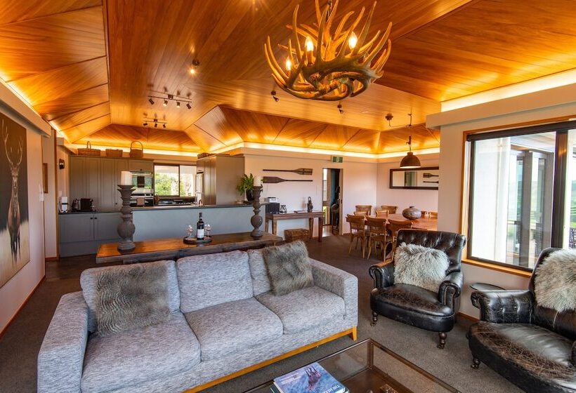 Lakeview Lodge Karapiro