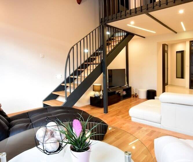 Libertas Zagreb Centre View