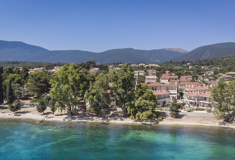 Meliti Waterfront Suites