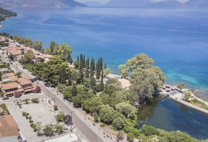 Meliti Waterfront Suites