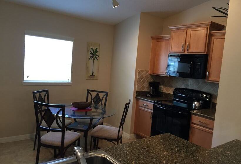 Ov3816   Sandy Ridge   5 Bed 3 Baths Villa