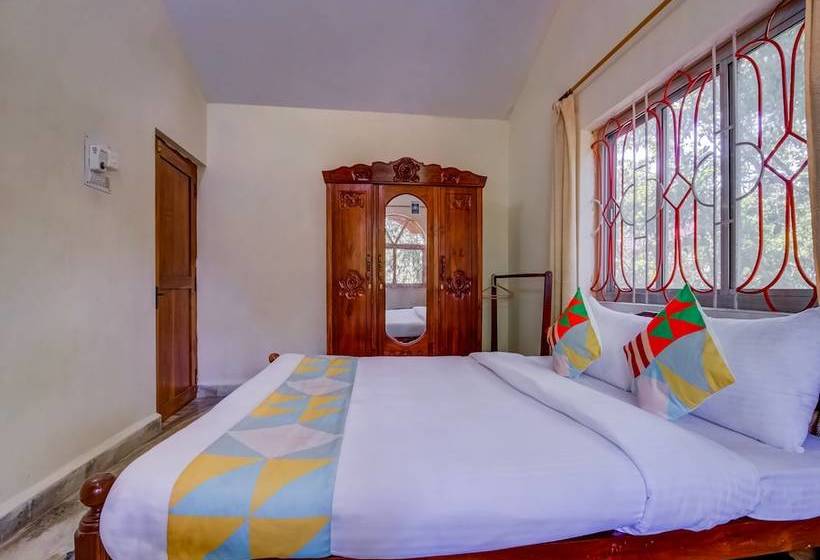 Oyo 12150 Home Spacious 2bhk Betalbatim