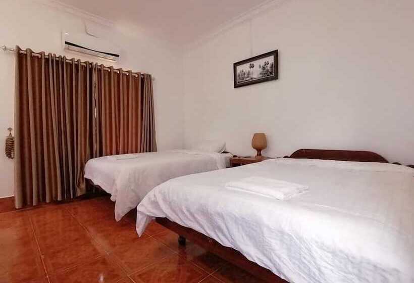 پانسیون Ella's Villa Siem Reap