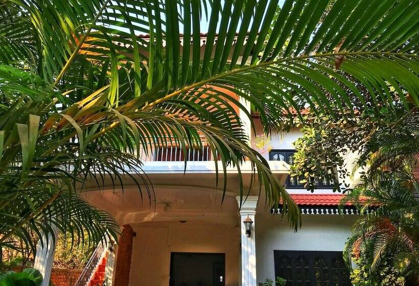 پانسیون Ella's Villa Siem Reap