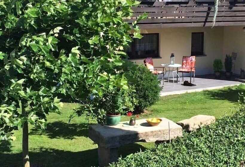 ペンション Gästehaus Jeremias