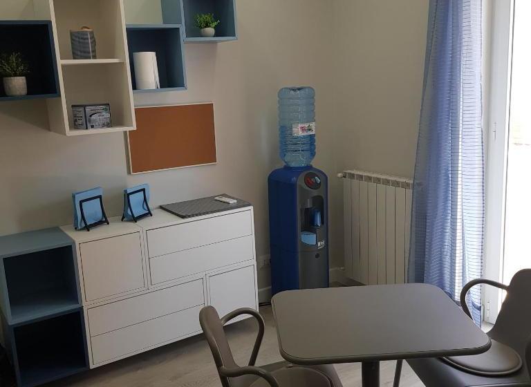 ペンション Little Rose Guest House