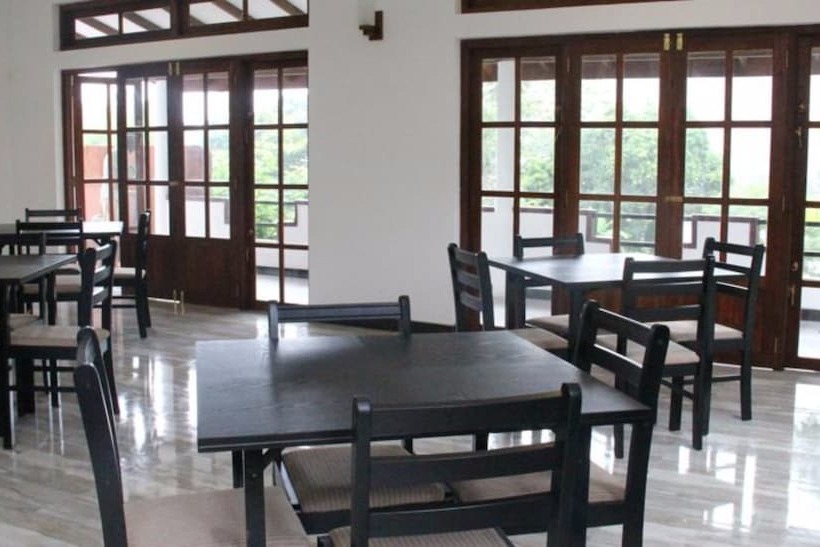 ペンション Lizzie Villa Guest House