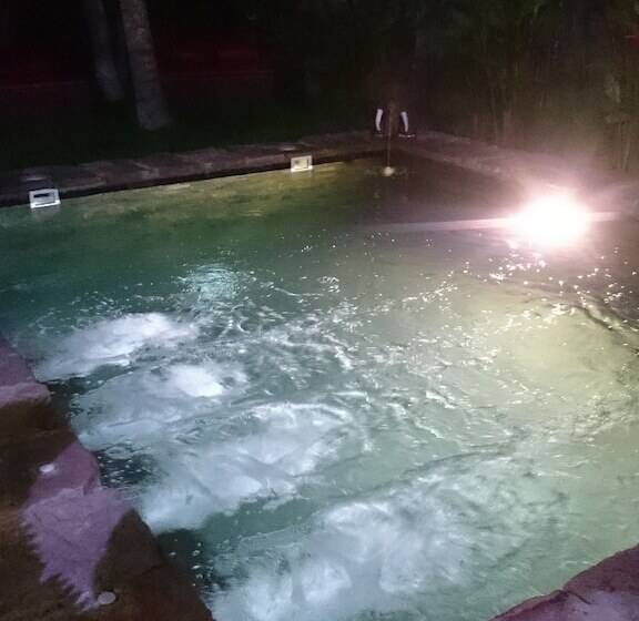 پانسیون Manuelaeric Homestay