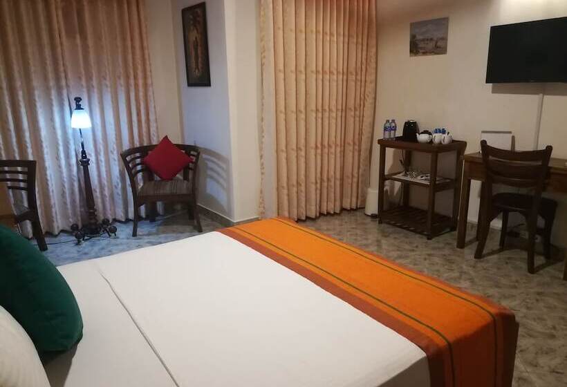 Пансион Marvel Hills Kandy