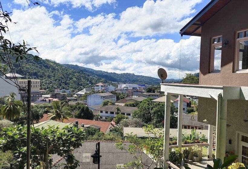 Пансион Marvel Hills Kandy