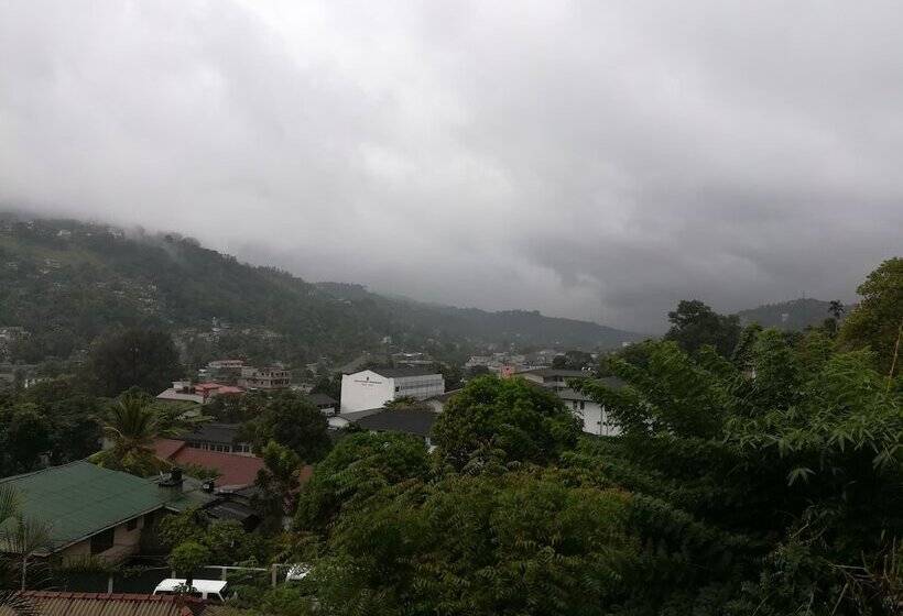 Пансион Marvel Hills Kandy