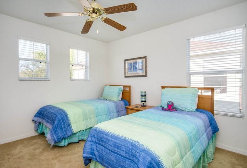 The Getaway At Winwood Bay