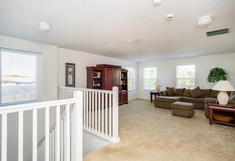 The Getaway At Winwood Bay